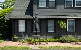 The Carriage House At Strasburg